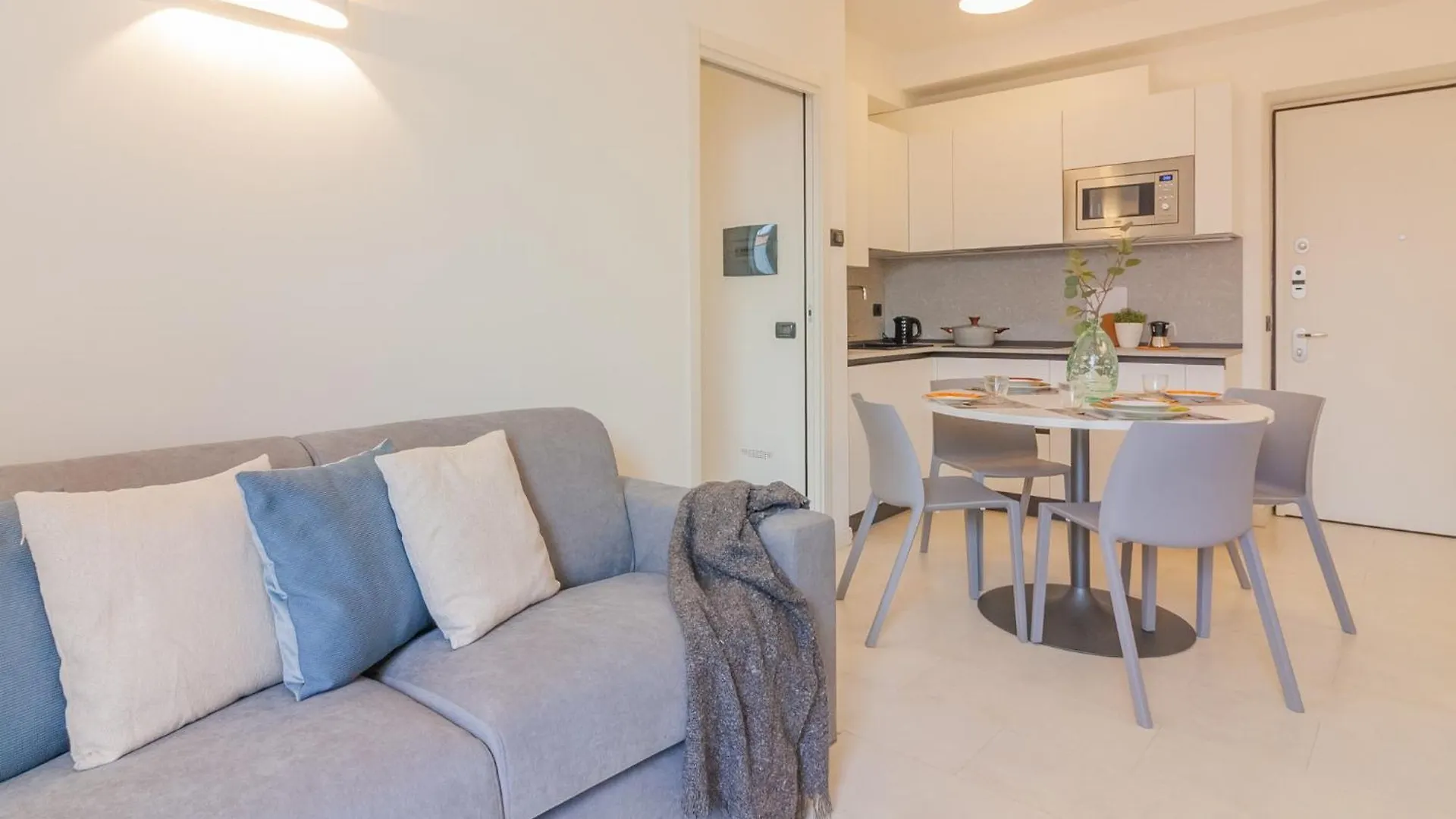St George Home Varenna Appartement